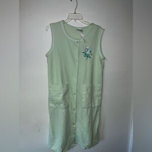 Vintage Beverly West embroidered House Dress Womens Size M NWT